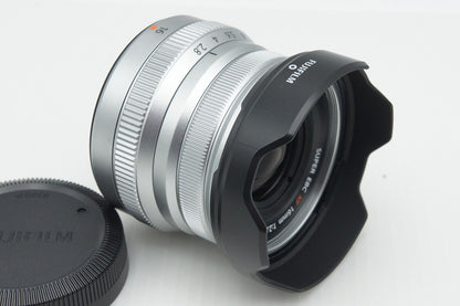 美品 FUJIFILM フジフィルム XF 16mm F2.8 R WR 単焦点レンズ シルバー 元箱付 260310ad