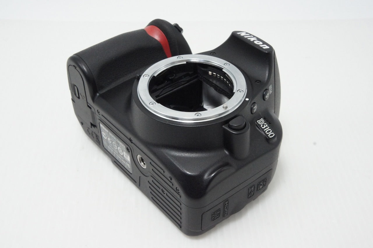 Excellent condition Nikon D3100 Body + AF-S DX 18-55mm VR Lens Kit Digital SLR Camera 260511b