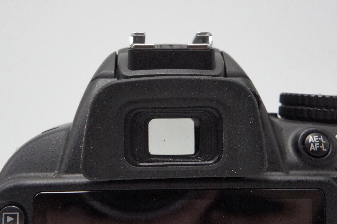 Excellent condition Nikon D3100 Body + AF-S DX 18-55mm VR Lens Kit Digital SLR Camera 260511b