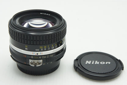 美品 Nikon ニコン Ai-S Nikkor 50mm F1.4 MF 単焦点レンズ 260123aj