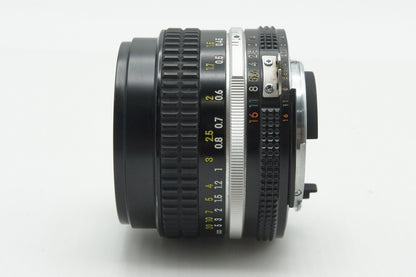 美品 Nikon ニコン Ai-S Nikkor 50mm F1.4 MF 単焦点レンズ 260123aj