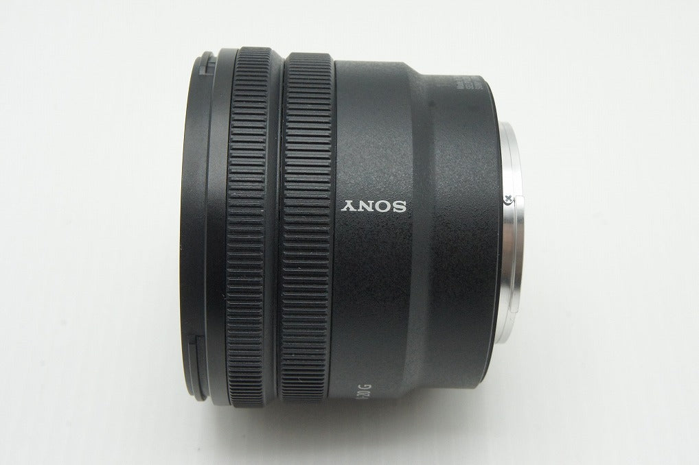 美品 SONY ソニー E PZ 10-20mm F4G SELP1020G ズームレンズ フード 元箱付 260126ae