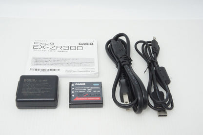 良品 CASIO カシオ HIGH SPEED EXILIM EX-ZR300 コンパクトデジタルカメラ レッド 260508o