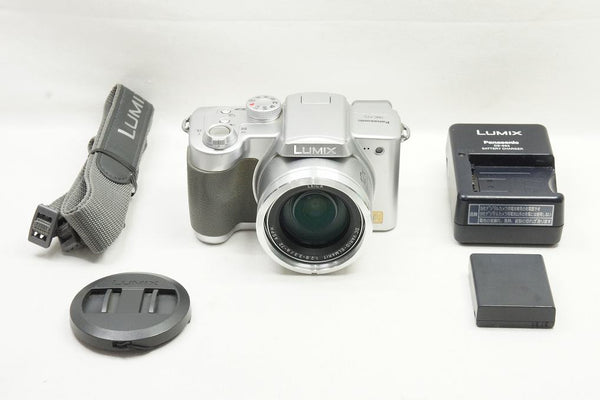 良品 Panasonic パナソニック LUMIX DMC-FZ5 デジタルカメラ シルバー 241204l