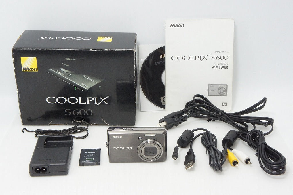 カメラ Nikon COOLPIX s600 コンパクトデジタルカメラ