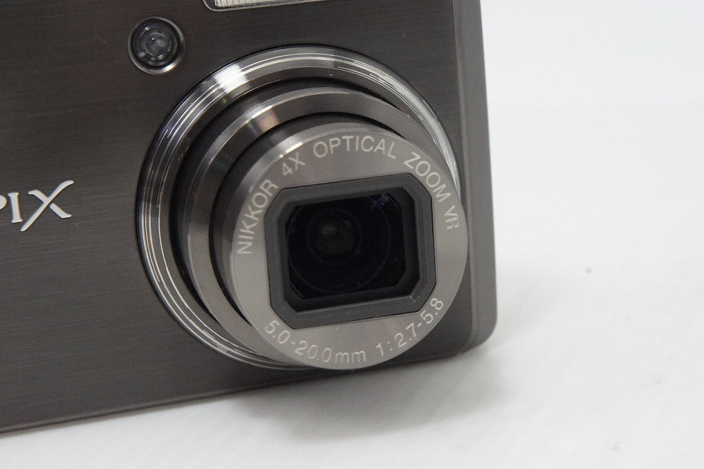 良品 Nikon ニコン COOLPIX S600 コンパクトデジタルカメラ アーバン