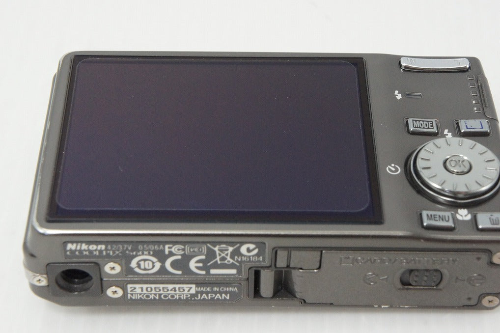 良品 Nikon ニコン COOLPIX S600 コンパクトデジタルカメラ アーバン