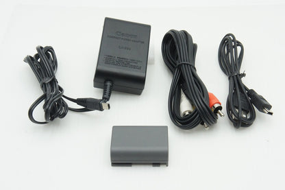 Canon キヤノン iVIS HF R11 デジタルビデオカメラ ブラック 260126i