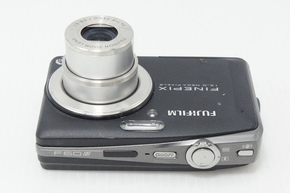 FUJIFILM フジフィルム FinePix F60fd コンパクトデジタルカメラ