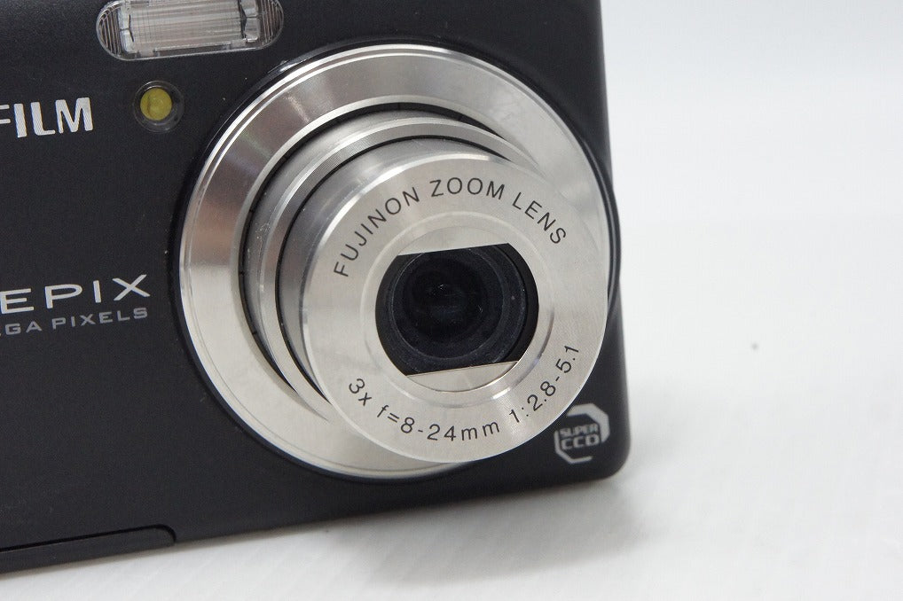 FUJIFILM フジフィルム FinePix F60fd コンパクトデジタルカメラ