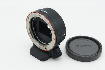 Excellent condition SONY mount adapter LA-EA1 MF 260309af