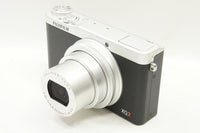 美品 FUJIFILM フジフィルム XQ2 コンパクトデジタルカメラ シルバー 元箱付 240817c