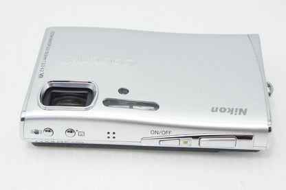 良品 Nikon ニコン COOLPIX S50 コンパクトデジタルカメラ グロスシルバー ケース付 260512b