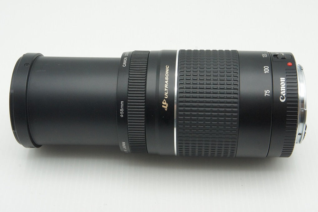 良品 Canon キヤノン EF 75-300mm F4-5.6 III USM フルサイズ ズームレンズ 元箱付 260126w