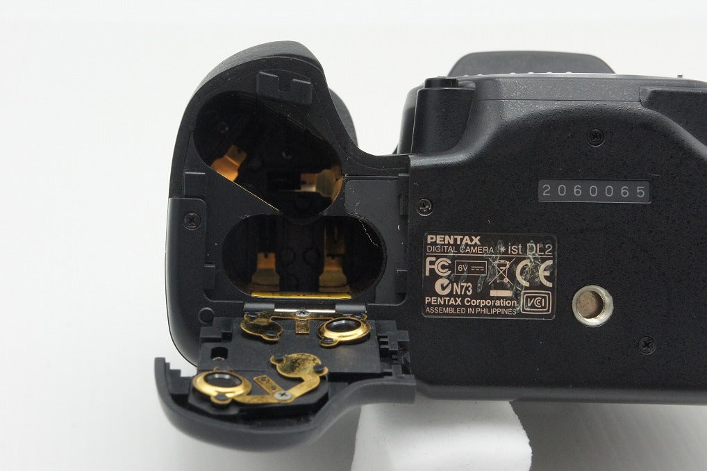 PENTAX ペンタックス *ist DL2 ボディ デジタル一眼レフカメラ 260116x
