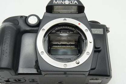 MINOLTA ミノルタ Maxxum 70 + AF 28-100mm F3.5-5.6D α-70 レンズキット フィルム一眼レフカメラ 260120g