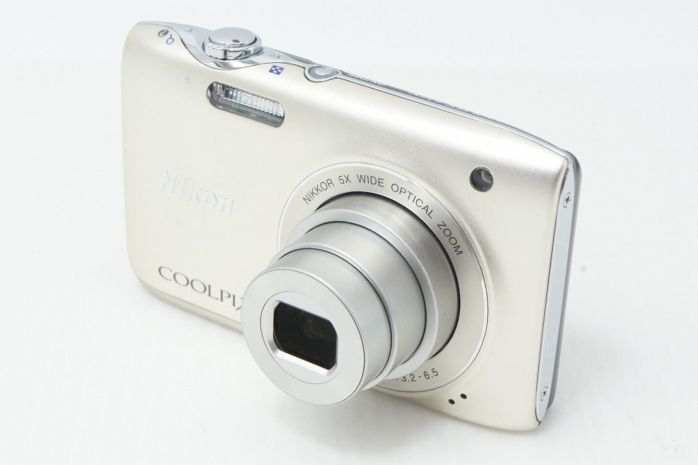 Excellent Condition Nikon COOLPIX S3100 Compact Digital Camera Champagne Silver 260512ad