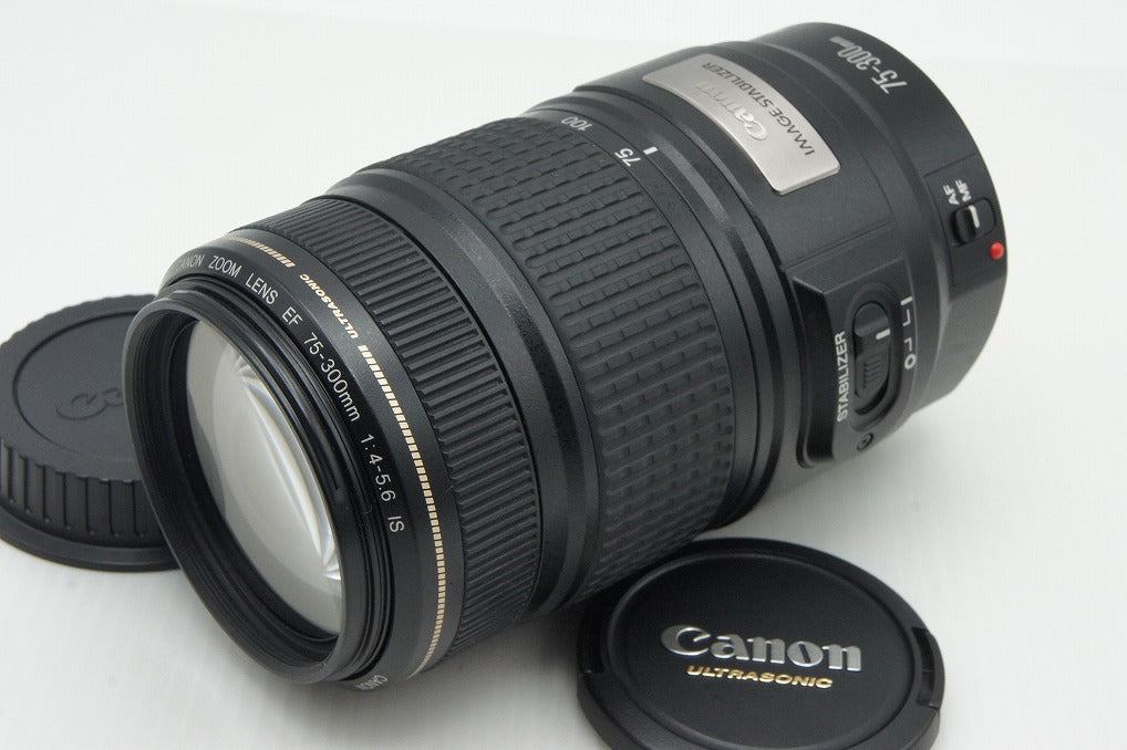 美品 Canon キヤノン EF 75-300mm F4-5.6 IS USM フルサイズ ズームレンズ フード付 260123ao