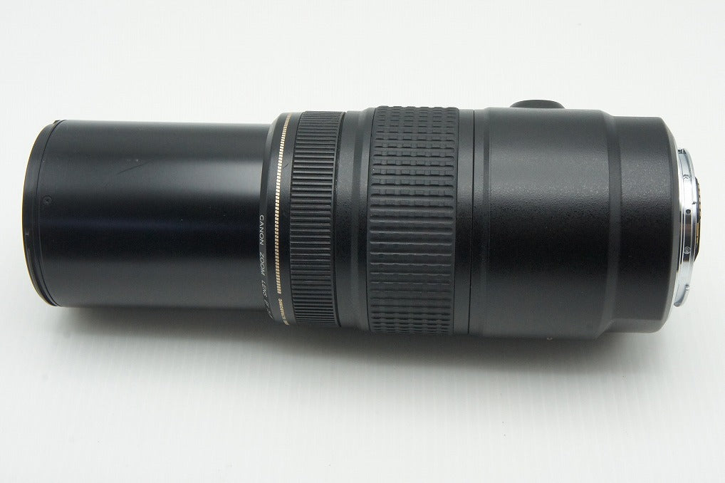 美品 Canon キヤノン EF 75-300mm F4-5.6 IS USM フルサイズ ズームレンズ フード付 260123ao