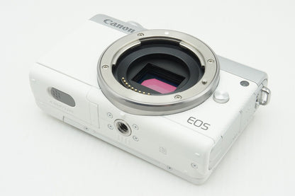 美品 Canon EOS M100 + EF-M 15-45mm IS STM レンズキット ミラーレス一眼カメラ ホワイト ボトムカバー付 260123ar