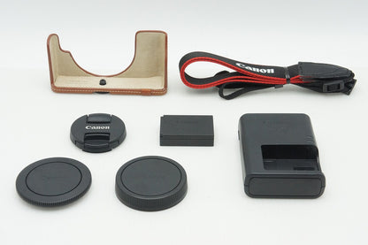 美品 Canon EOS M100 + EF-M 15-45mm IS STM レンズキット ミラーレス一眼カメラ ホワイト ボトムカバー付 260123ar