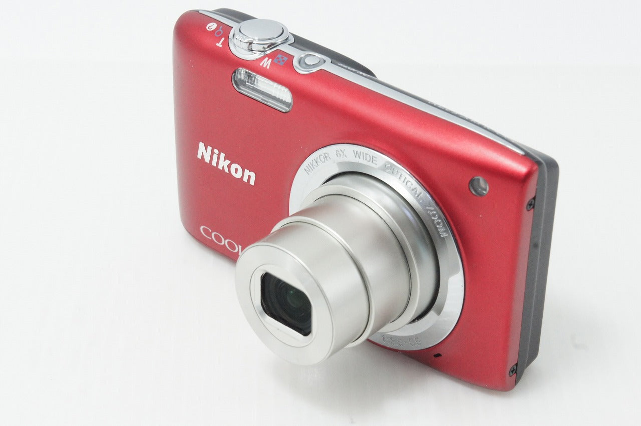 Nikon COOLPIX S2700 Compact Digital Camera Red with Original Box 260512j