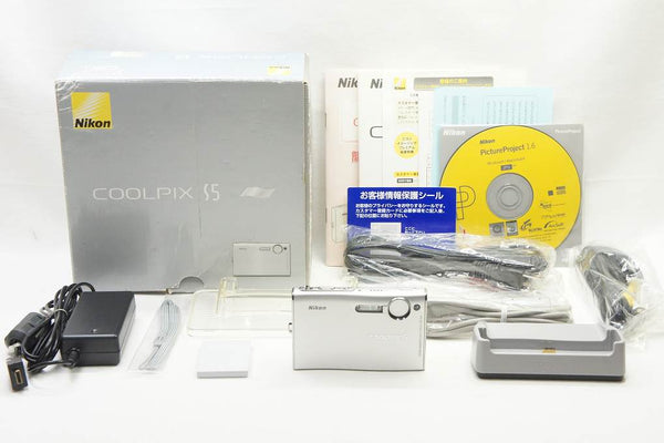 良品 Nikon ニコン COOLPIX S5 コンパクトデジタルカメラ グロスシルバー 元箱付 250801a