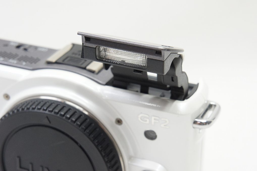 Panasonic パナソニック LUMIX DMC-GF2 ボディ ミラーレス一眼カメラ ホワイト 250728s