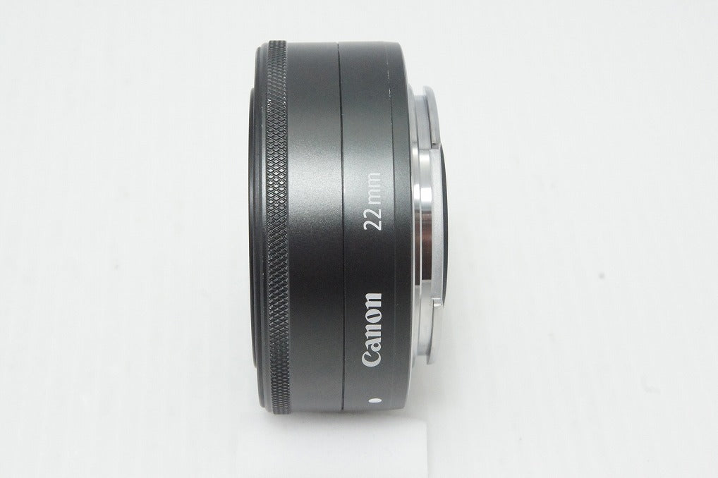 極美品 Canon M用レンズ EF-M 22mm F2 STM レンタル] CANON（キヤノン） EF-M 22mm F2 STM 単焦点レンズ 2泊3日～