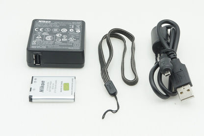 美品 Nikon ニコン COOLPIX S2900 コンパクトデジタルカメラ レッド 260126m