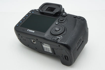 良品 Canon キヤノン EOS 7D Mark II ボディ デジタル一眼レフカメラ 260316o