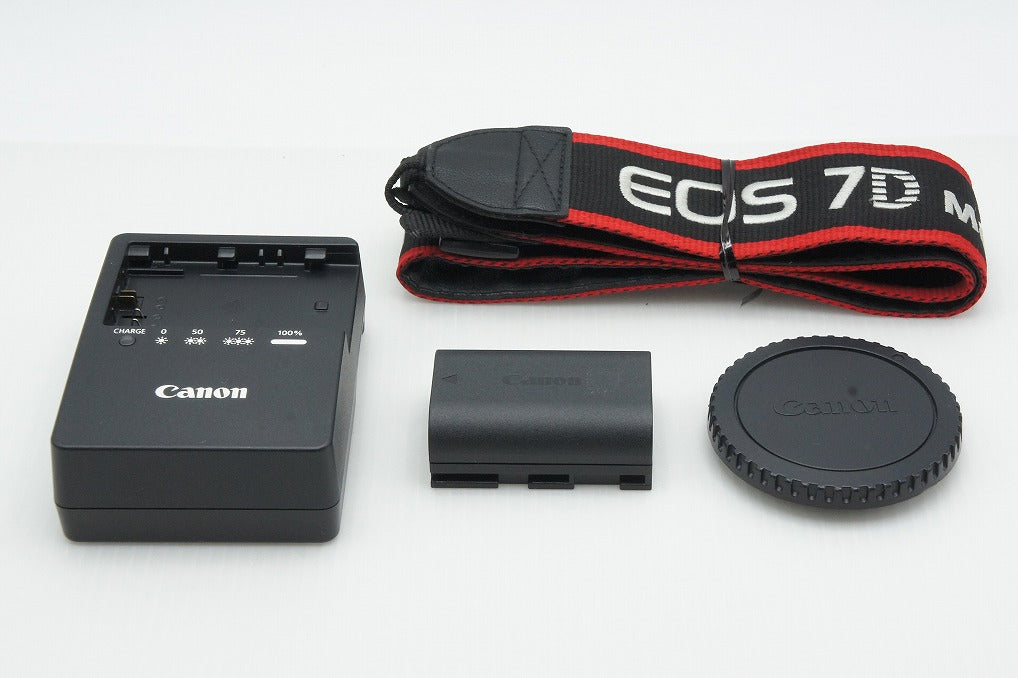 良品 Canon キヤノン EOS 7D Mark II ボディ デジタル一眼レフカメラ 260316o