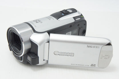 美品 Canon キヤノン iVIS HF R11 デジタルビデオカメラ シルバー 260811a