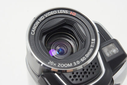 美品 Canon キヤノン iVIS HF R11 デジタルビデオカメラ シルバー 260811a