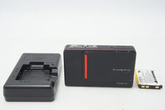 FUJIFILM フジフィルム FinePix Z300 コンパクトデジタルカメラ ブラック 260812t
