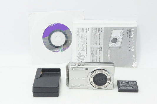 RICOH Caplio R6 Compact Digital Camera Silver 260817g
