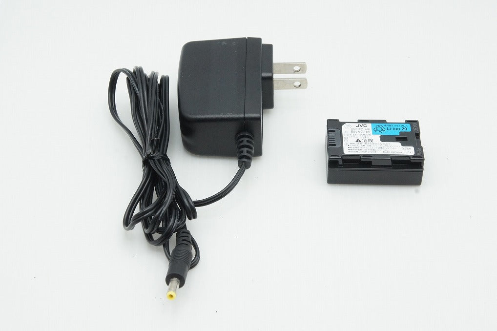 美品 JVC ケンウッド Everio GZ-E109 デジタルビデオカメラ レッド 260316c