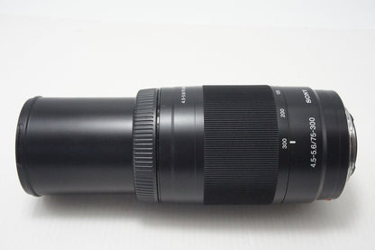 良品 SONY ソニー AF 75-300mm F4.5-5.6 SAL75300 MINOLTA ミノルタ αマウント フルサイズ ズームレンズ フード付 260812k