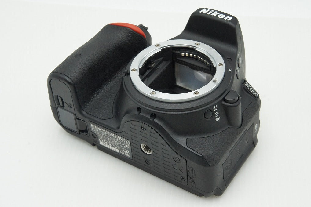 美品 Nikon ニコン D5500 ボディ デジタル一眼レフカメラ 260130j