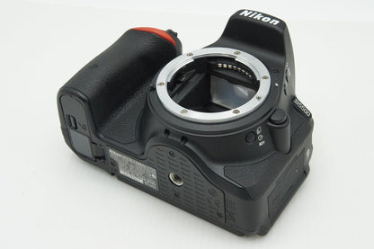 美品 Nikon ニコン D5500 ボディ デジタル一眼レフカメラ 260130j