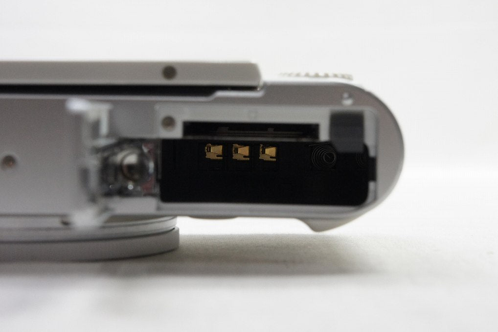 CASIO カシオ HIGH SPEED EXILIM EX-ZR3200 コンパクトデジタルカメラ ホワイト 250521g