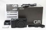 美品 RICOH リコー GR III 24.2MP APS-C コンパクトデジタルカメラ 元箱付 241101d