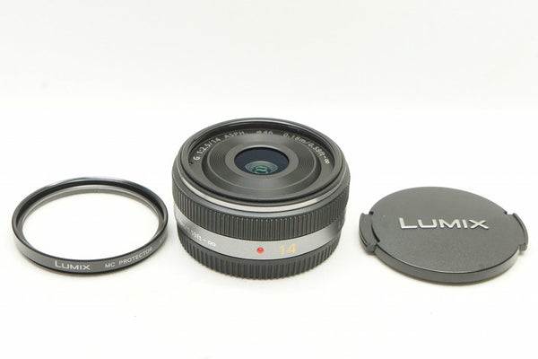 美品 Panasonic LUMIX G 14mm F2.5 ASPH. H-H014 広角パンケーキレンズ マイクロフォーサーズ 250223i