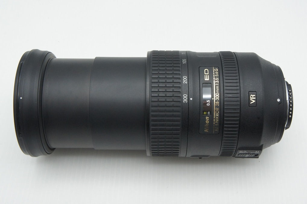 美品 Nikon ニコン AF-S NIKKOR 28-300mm F3.5-5.6G ED VR ズームレンズ 元箱付 260317j
