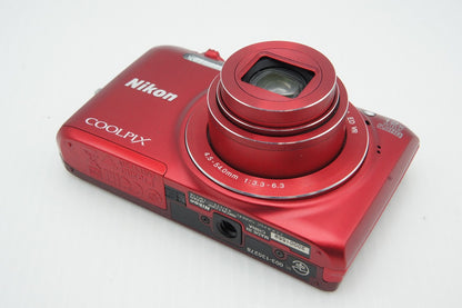 美品 Nikon ニコン COOLPIX S6800 コンパクトデジタルカメラ ラズベリーレッド 260317h
