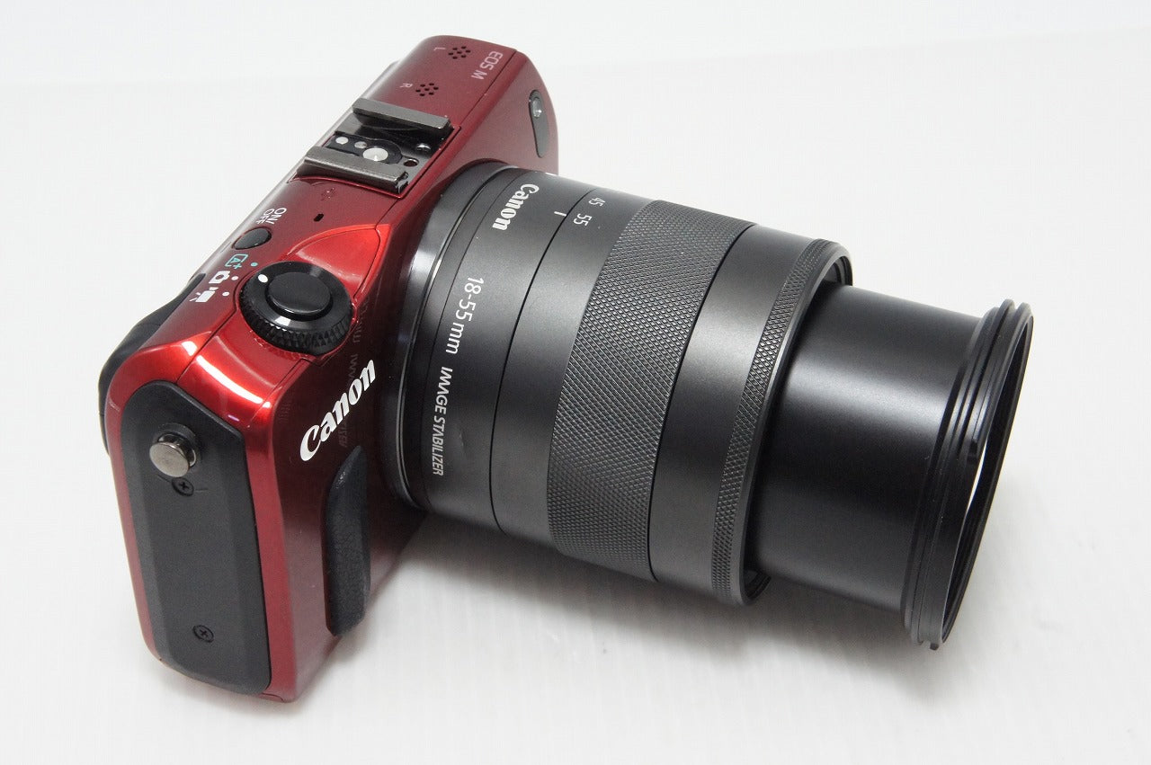 美品 Canon EOS M ボディ + EF-M 18-55mm IS STM レンズキット ミラーレス一眼カメラ レッド SPEEDLITE 90EX付 260513al