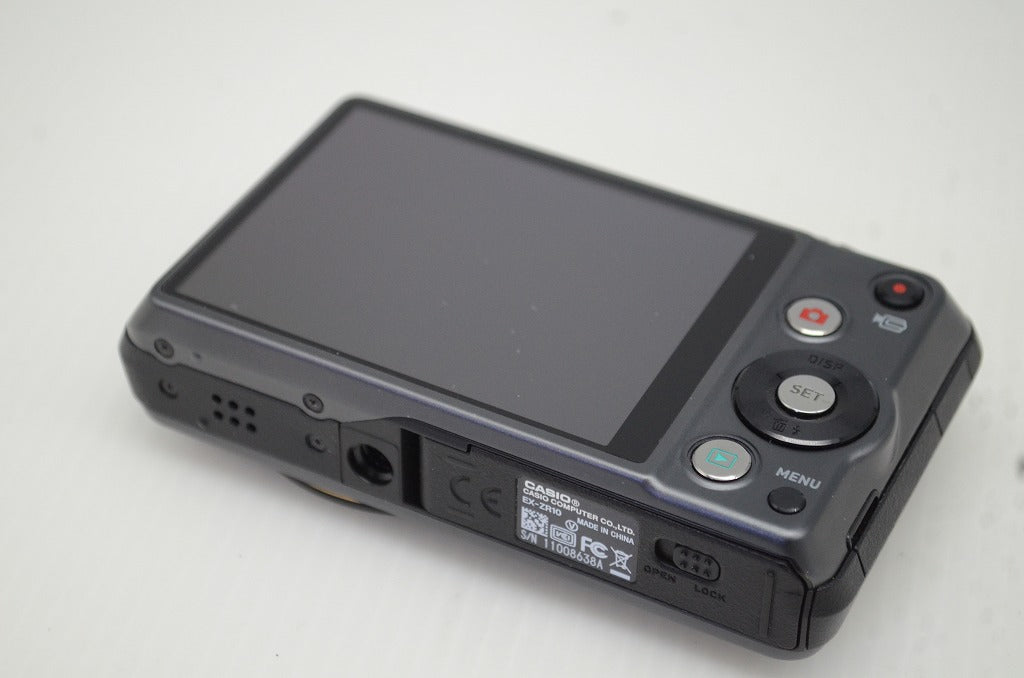 美品 CASIO カシオ EXILIM EX-ZR10 コンパクトデジタルカメラ ブラック 251105b
