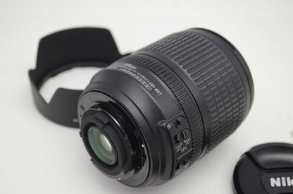 美品 Nikon ニコン AF-S DX NIKKOR 18-105mm F3.5-5.6G ED VR APS-C ズームレンズ フード付 251110k