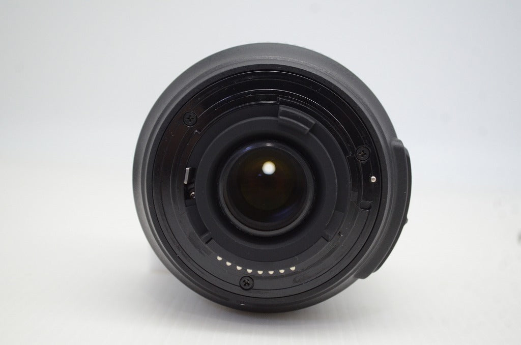 美品 Nikon ニコン AF-S DX NIKKOR 18-105mm F3.5-5.6G ED VR APS-C ズームレンズ フード付 251110k