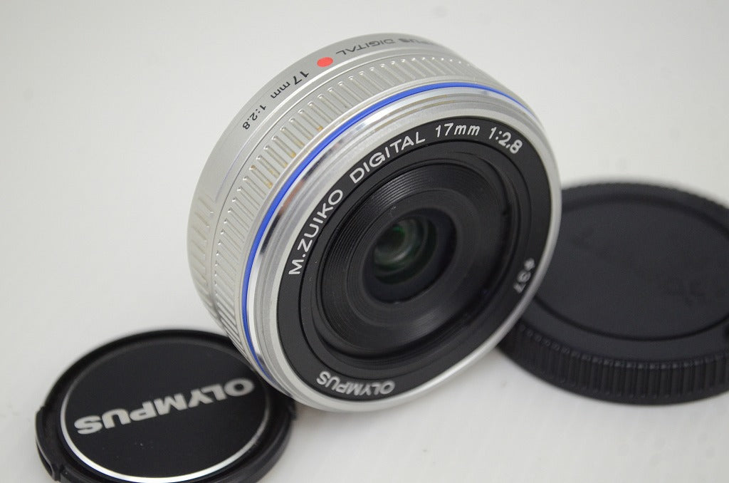 良品 OLYMPUS オリンパス M.ZUIKO DIGITAL 17mm F2.8 パンケーキレンズ マイクロフォーサーズ シルバー 251105m